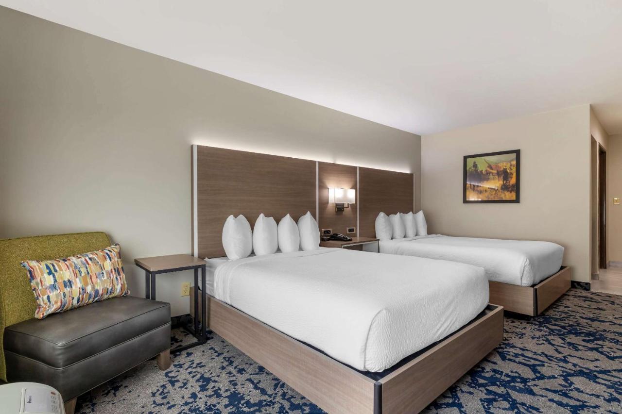 Comfort & Hotel Muskogee